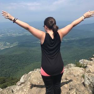 Meet your Posher, Melissa